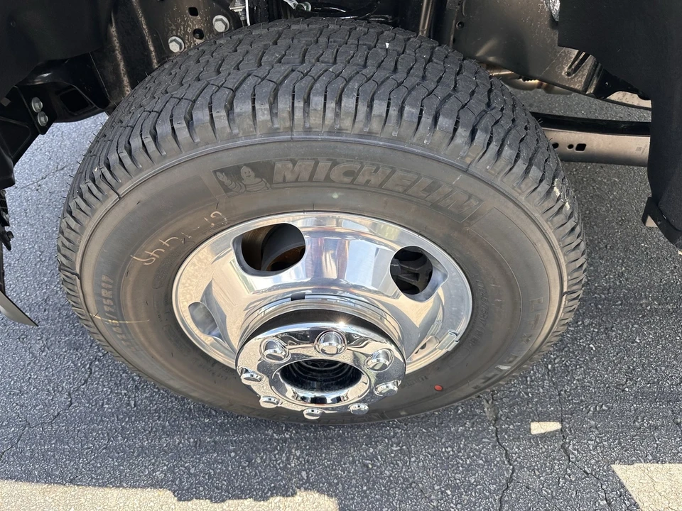 2025 Ford Super Duty 5th Gen - Image 18 of 20