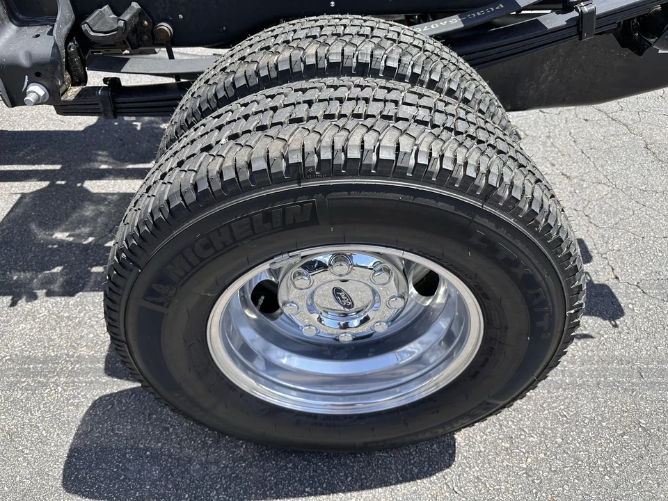 2025 Ford Super Duty 5th Gen - Image 19 of 20