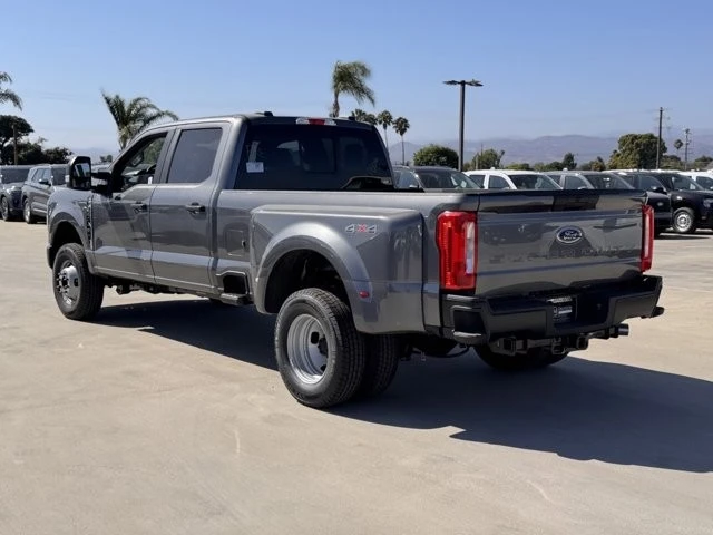 2025 Ford Super Duty 5th Gen - Image 10 of 12