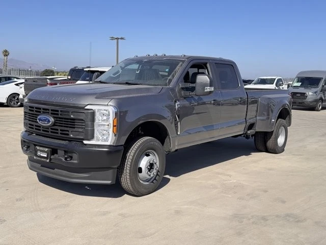 2025 Ford Super Duty 5th Gen - Image 7 of 12