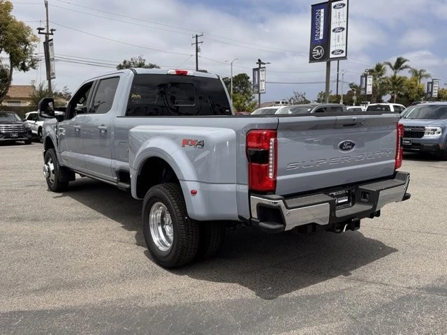 2025 Ford Super Duty 5th Gen - Image 10 of 12
