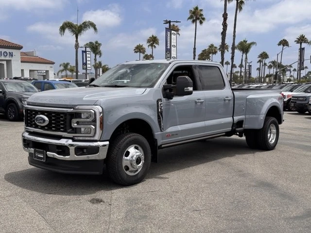 2025 Ford Super Duty 5th Gen - Image 7 of 12