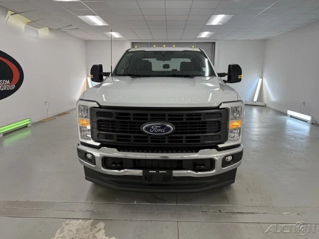 2025 Ford Super Duty 5th Gen - Image 2 of 12