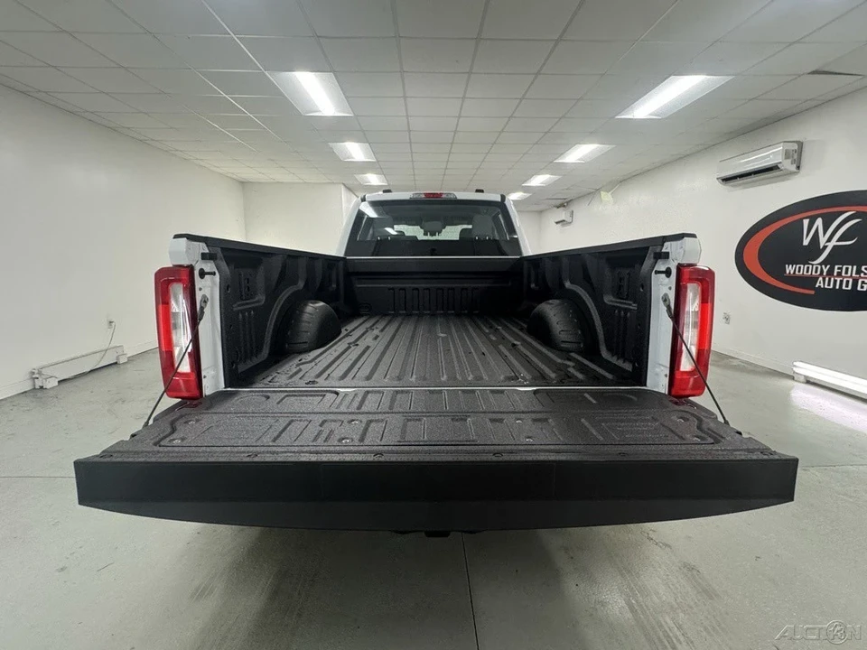 2025 Ford Super Duty 5th Gen - Image 7 of 12
