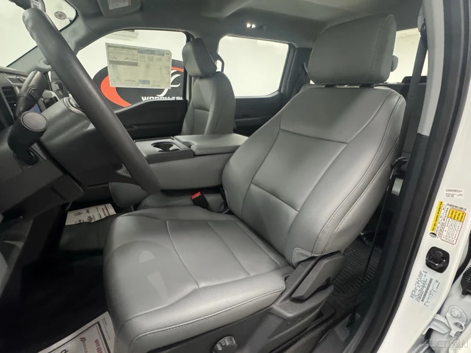 2025 Ford Super Duty 5th Gen - Image 11 of 12
