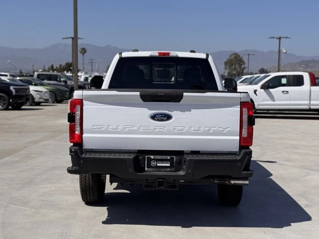 2025 Ford Super Duty 5th Gen - Image 11 of 12