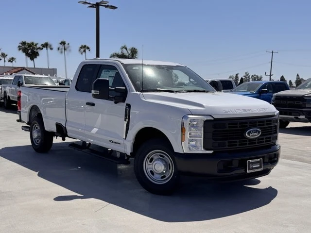 2025 Ford Super Duty 5th Gen - Image 2 of 12