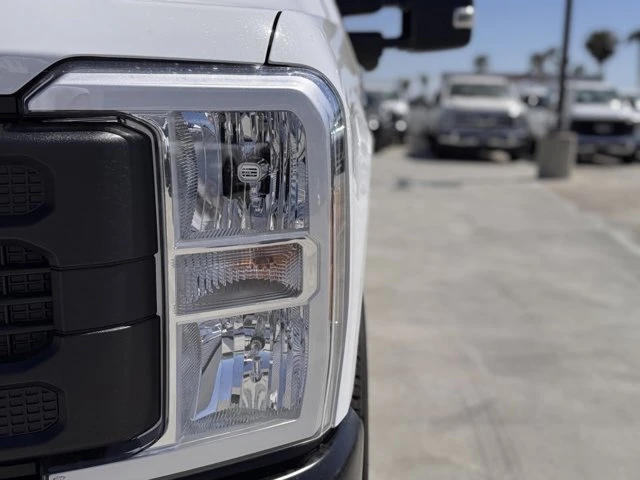 2025 Ford Super Duty 5th Gen - Image 8 of 12