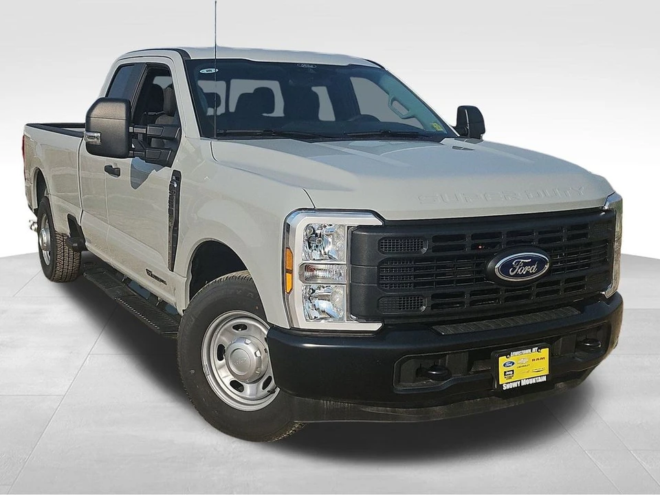 2025 Ford Super Duty 5th Gen - Image 11 of 21
