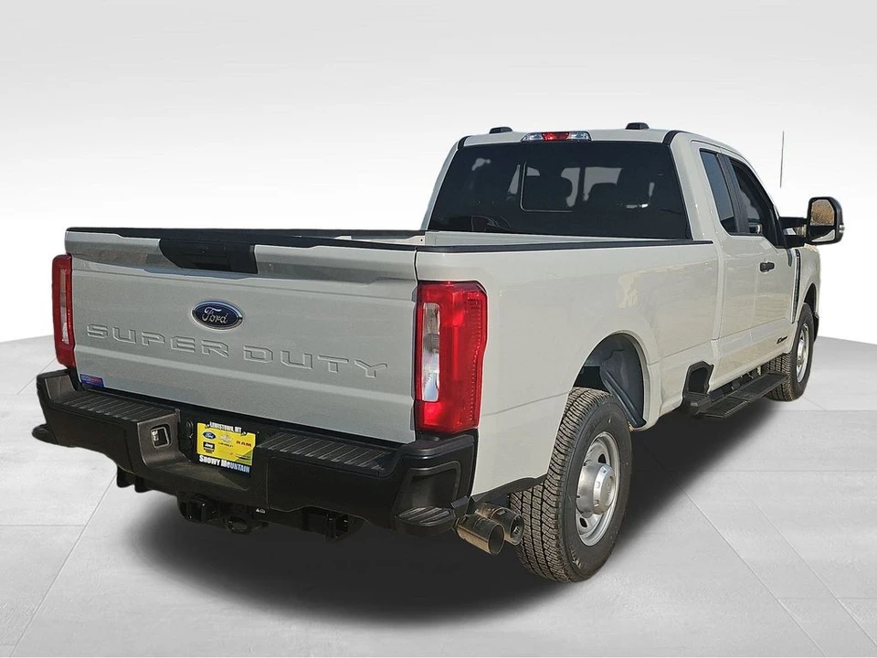 2025 Ford Super Duty 5th Gen - Image 13 of 21