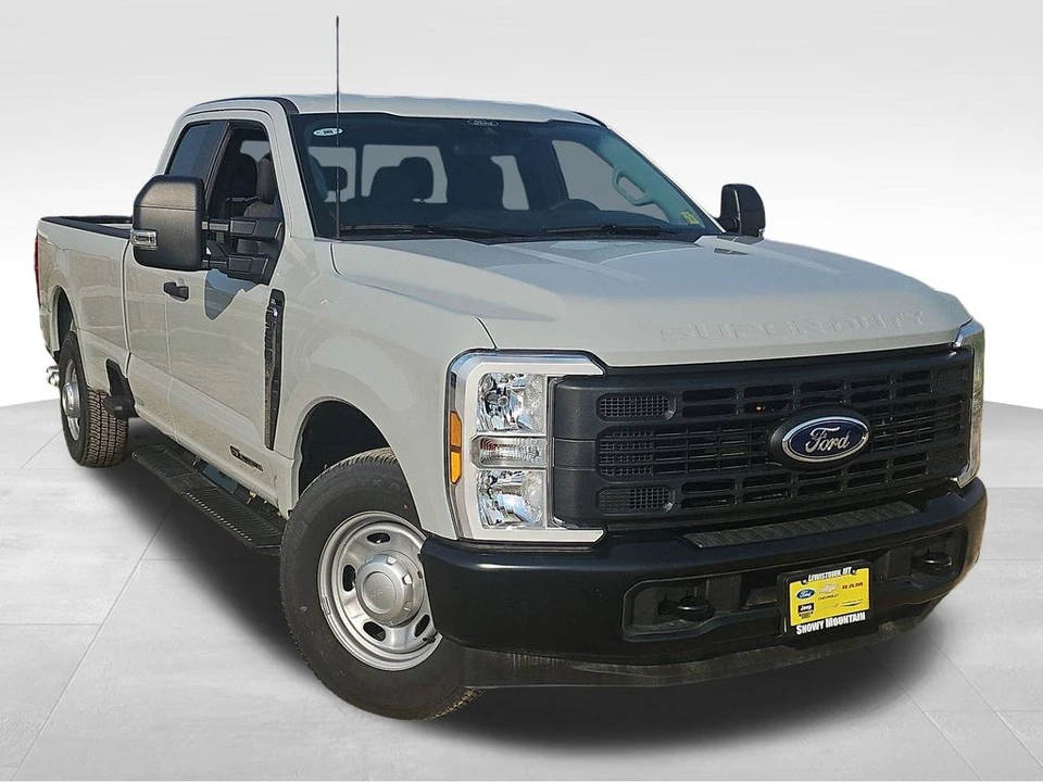 2025 Ford Super Duty 5th Gen - Image 10 of 21