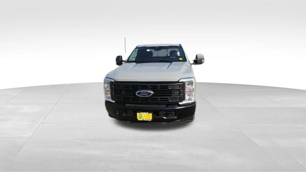 2025 Ford Super Duty 5th Gen - Image 3 of 21