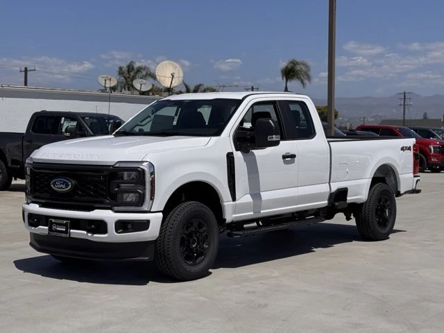 2025 Ford Super Duty 5th Gen - Image 7 of 12