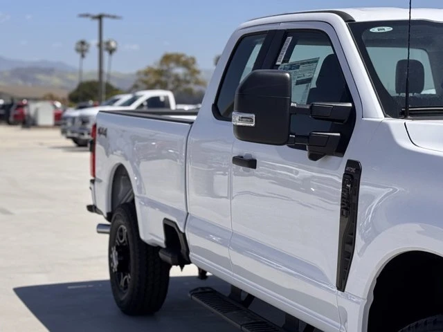 2025 Ford Super Duty 5th Gen - Image 5 of 12