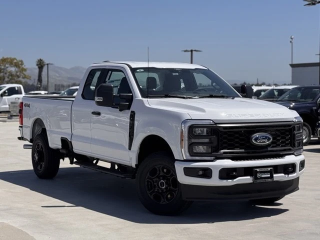 2025 Ford Super Duty 5th Gen - Image 2 of 12