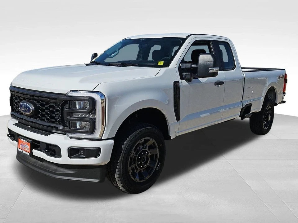 2025 Ford Super Duty 5th Gen - Image 17 of 21