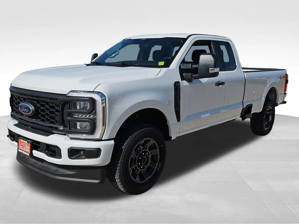 2025 Ford Super Duty 5th Gen - Image 17 of 21