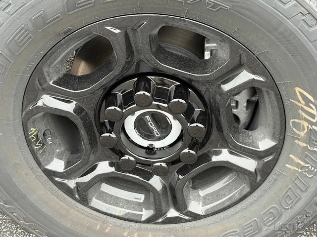 2025 Ford Super Duty 5th Gen - Image 11 of 12