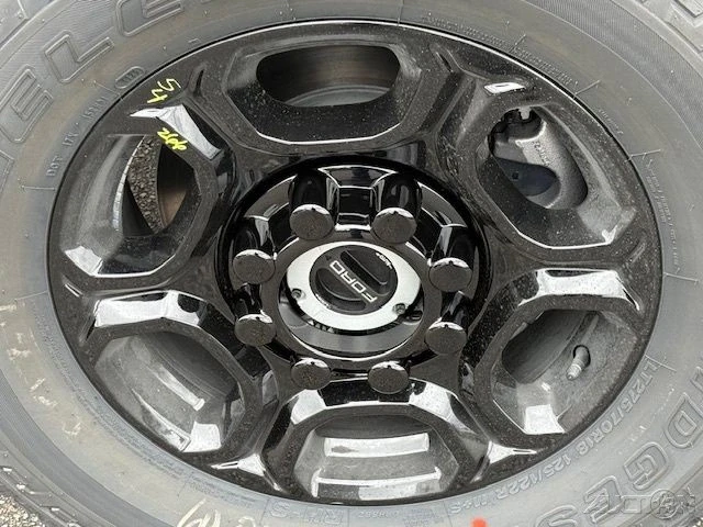 2025 Ford Super Duty 5th Gen - Image 11 of 12