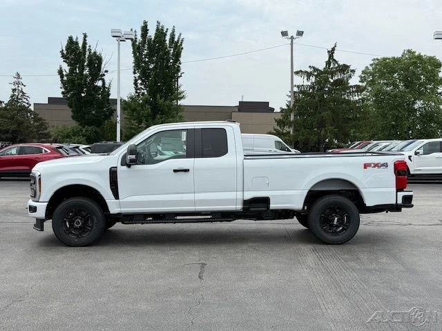 2025 Ford Super Duty 5th Gen - Image 2 of 12