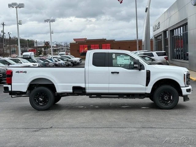 2025 Ford Super Duty 5th Gen - Image 7 of 21