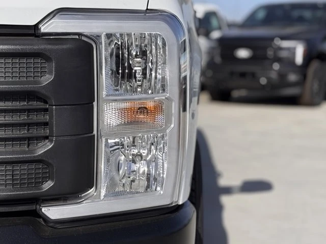 2025 Ford Super Duty 5th Gen - Image 8 of 12