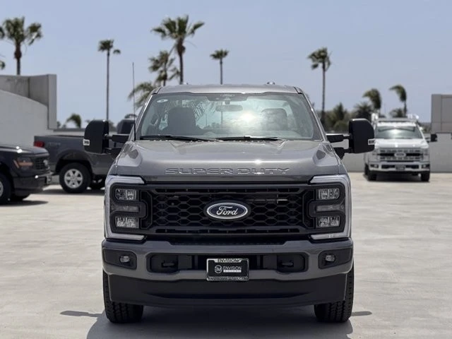 2025 Ford Super Duty 5th Gen - Image 6 of 12