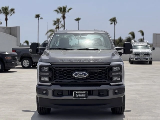 2025 Ford Super Duty 5th Gen - Image 6 of 12