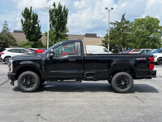 2025 Ford Super Duty 5th Gen - Image 2 of 12