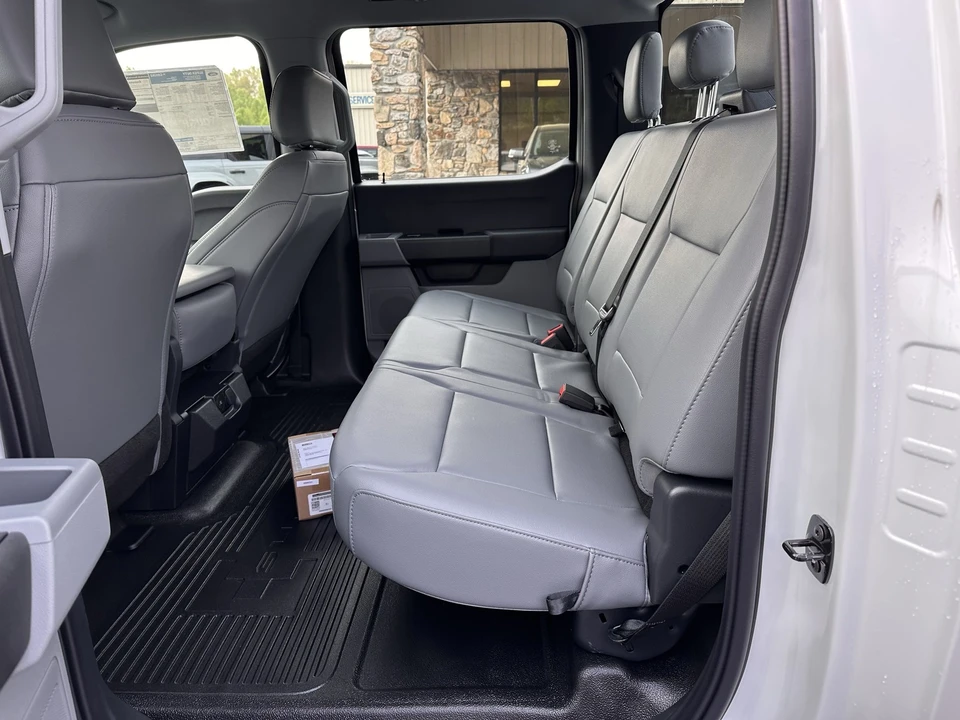 2025 Ford Super Duty 5th Gen - Image 11 of 21
