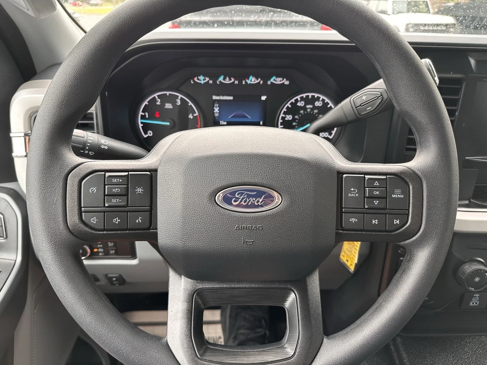 2025 Ford Super Duty 5th Gen - Image 18 of 21