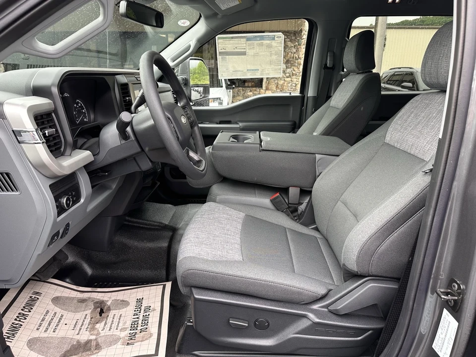 2025 Ford Super Duty 5th Gen - Image 8 of 21