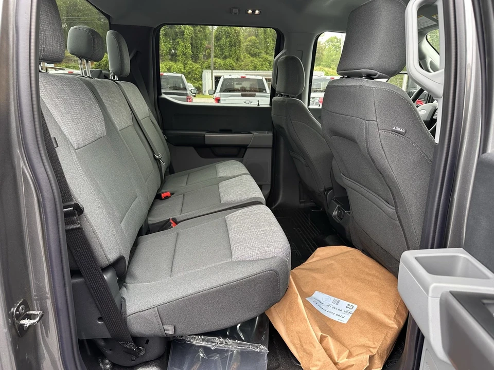 2025 Ford Super Duty 5th Gen - Image 14 of 21