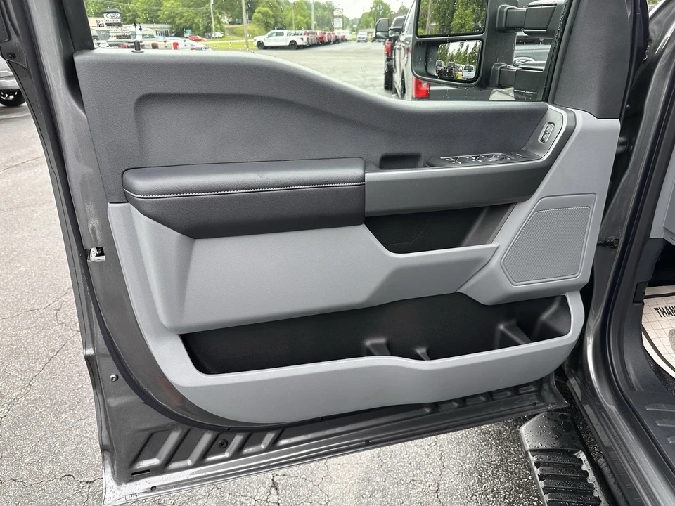 2025 Ford Super Duty 5th Gen - Image 7 of 21