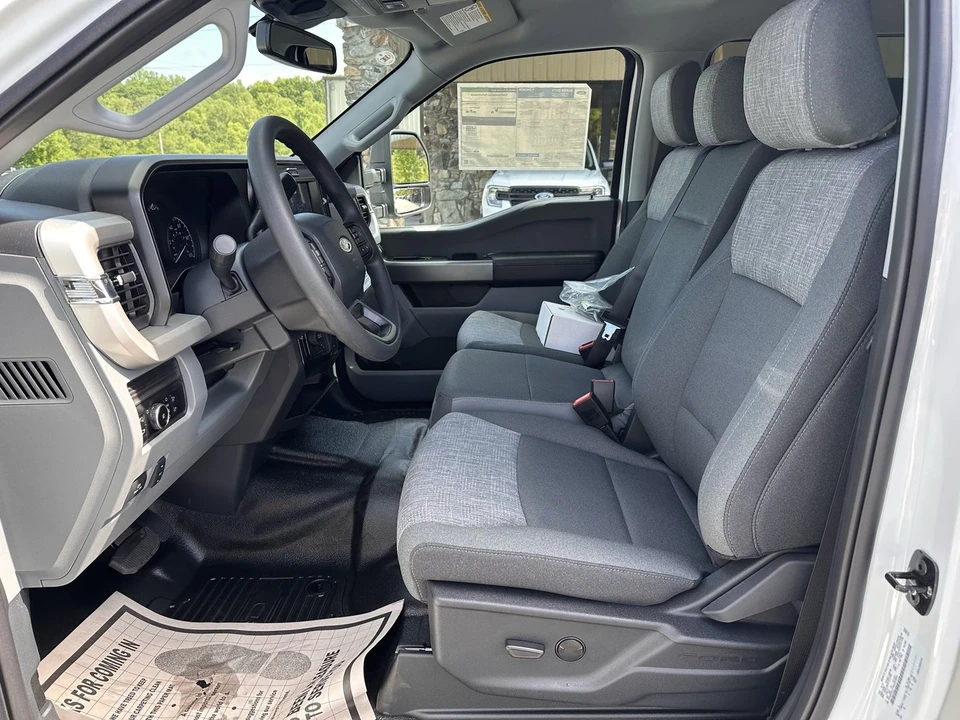 2025 Ford Super Duty 5th Gen - Image 8 of 21