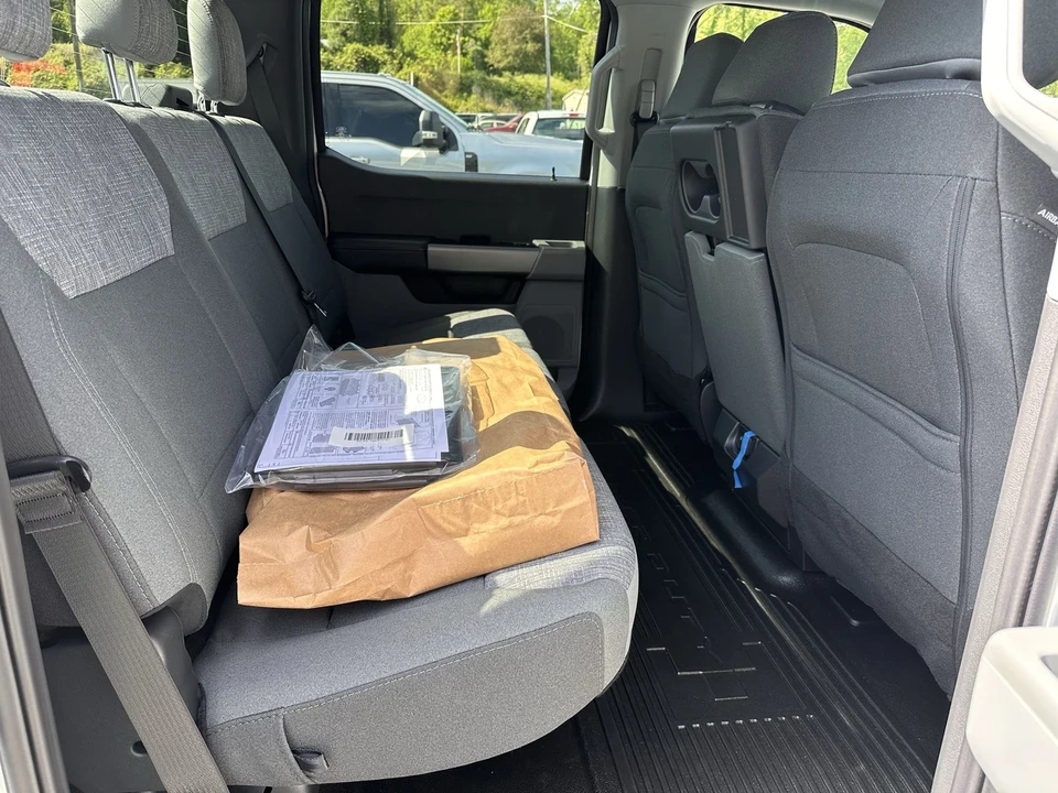2025 Ford Super Duty 5th Gen - Image 14 of 21