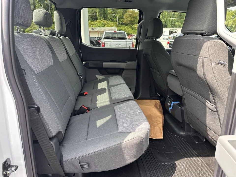 2025 Ford Super Duty 5th Gen - Image 16 of 21