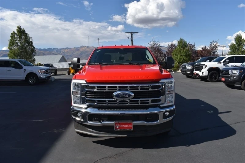 2025 Ford Super Duty 5th Gen - Image 9 of 21