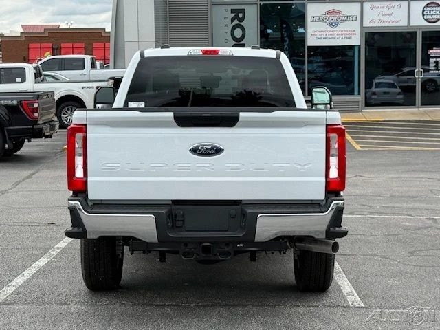 2025 Ford Super Duty 5th Gen - Image 5 of 21