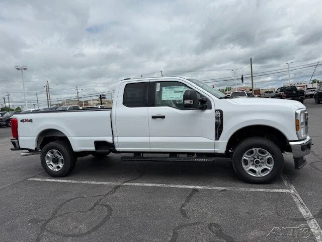 2025 Ford Super Duty 5th Gen - Image 7 of 12