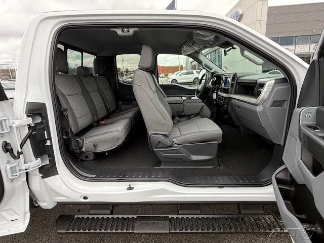 2025 Ford Super Duty 5th Gen - Image 18 of 21