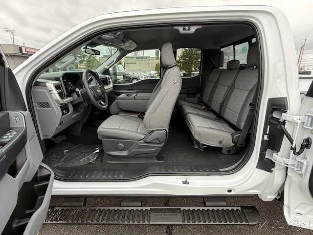 2025 Ford Super Duty 5th Gen - Image 17 of 21