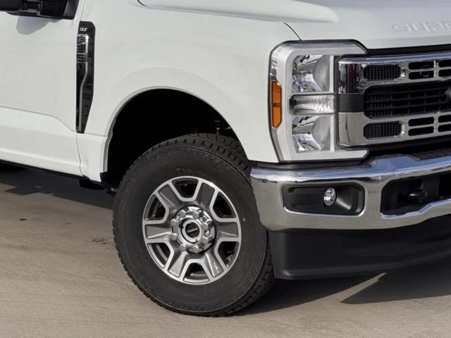 2025 Ford Super Duty 5th Gen - Image 4 of 12