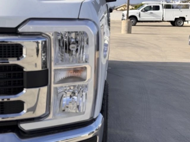 2025 Ford Super Duty 5th Gen - Image 8 of 12