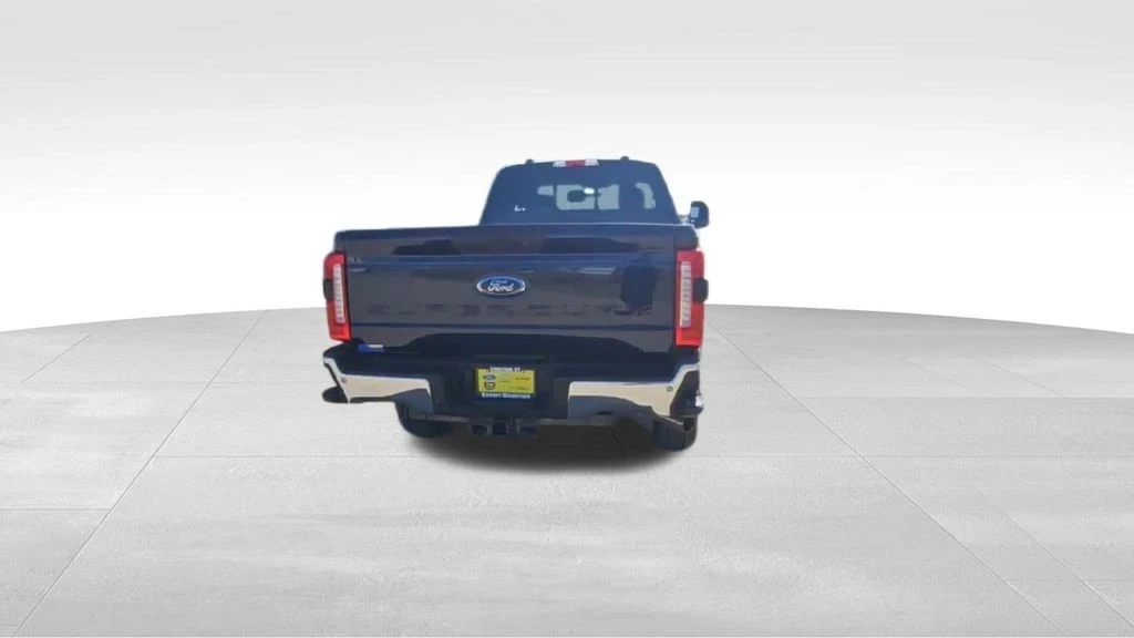 2025 Ford Super Duty 5th Gen - Image 7 of 21