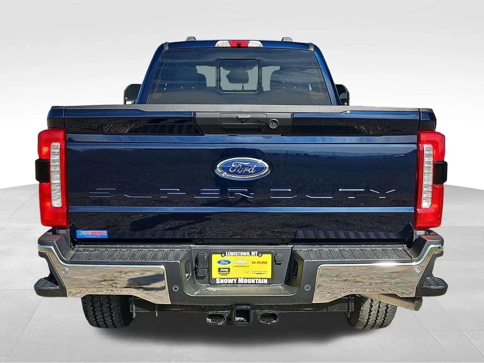 2025 Ford Super Duty 5th Gen - Image 14 of 21