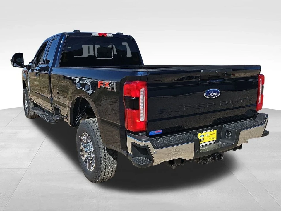 2025 Ford Super Duty 5th Gen - Image 15 of 21