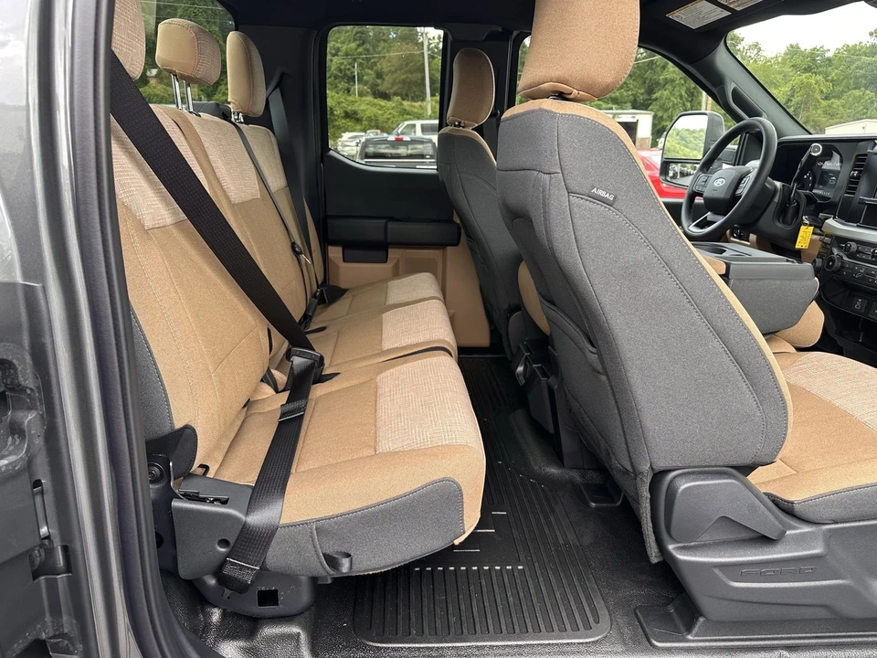2025 Ford Super Duty 5th Gen - Image 16 of 21