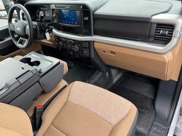 2025 Ford Super Duty 5th Gen - Image 15 of 21