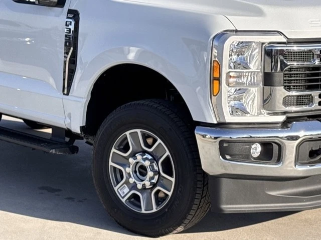 2025 Ford Super Duty 5th Gen - Image 4 of 12
